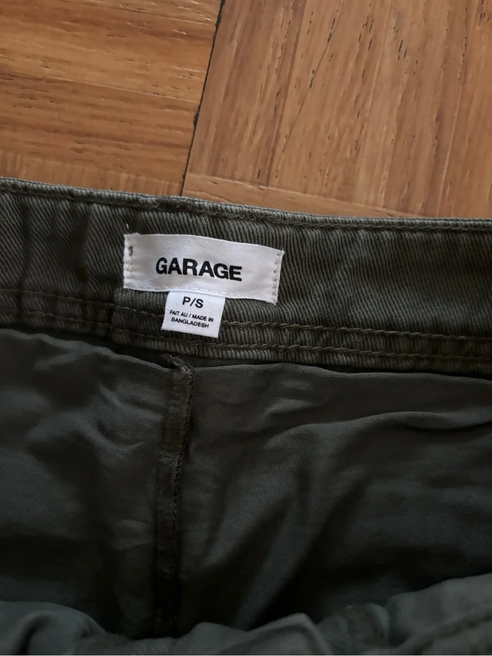 Garage cargo skort size S